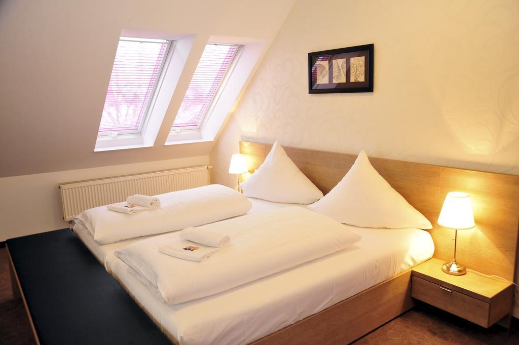 Bernstein Acamed Resort Nienburg  Pokoj fotografie